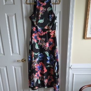 Elegant Floral Black Midi Dress NWT